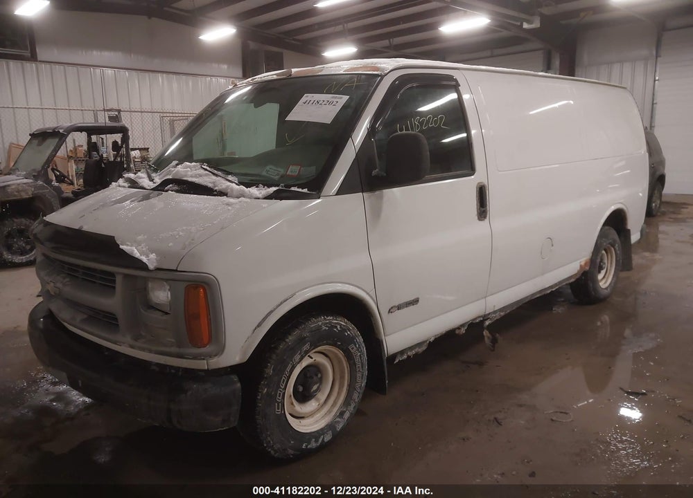 2000 CHEVROLET EXPRESS VIN: 1GCFG15W8Y1119221