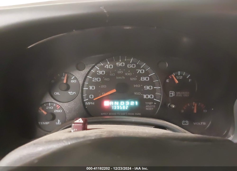 2000 CHEVROLET EXPRESS VIN: 1GCFG15W8Y1119221