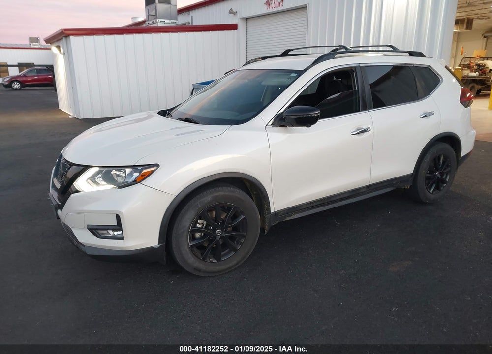 2018 NISSAN ROGUE SV VIN: 5N1AT2MT0JC742051