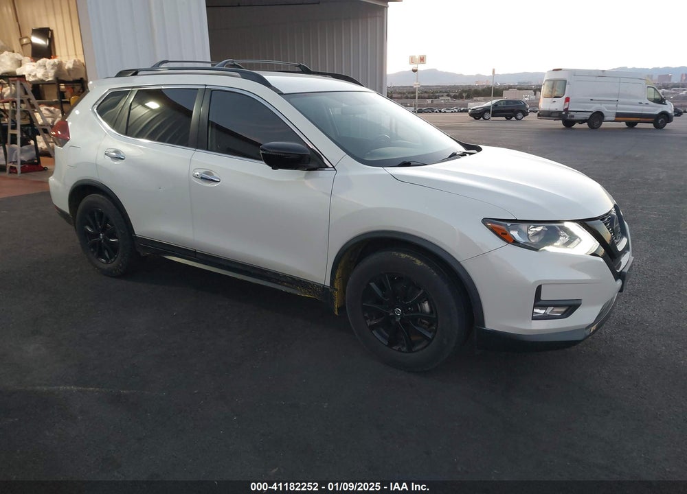 2018 NISSAN ROGUE SV VIN: 5N1AT2MT0JC742051