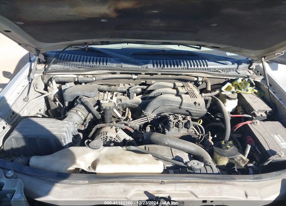 2006 FORD EXPLORER VIN: 1FMEU63E66UA35367