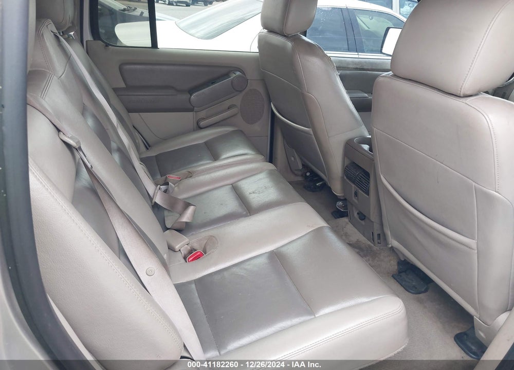 2006 FORD EXPLORER VIN: 1FMEU63E66UA35367