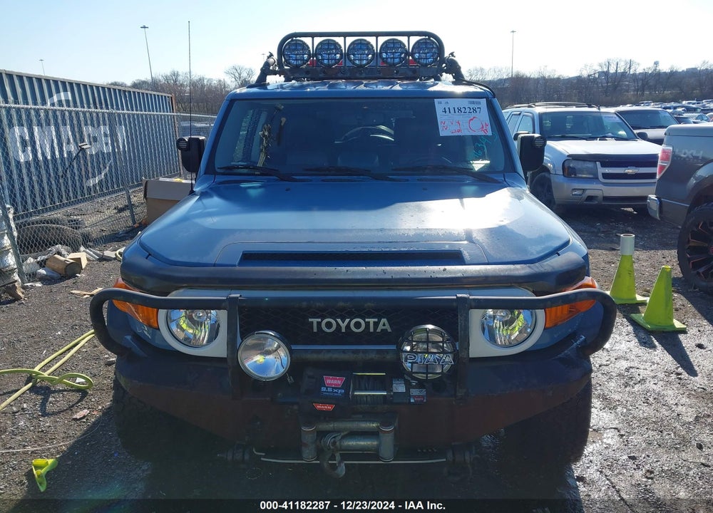 2014 TOYOTA FJ CRUISER VIN: JTEBU4BF6EK196345