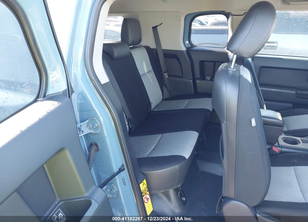 2014 TOYOTA FJ CRUISER VIN: JTEBU4BF6EK196345