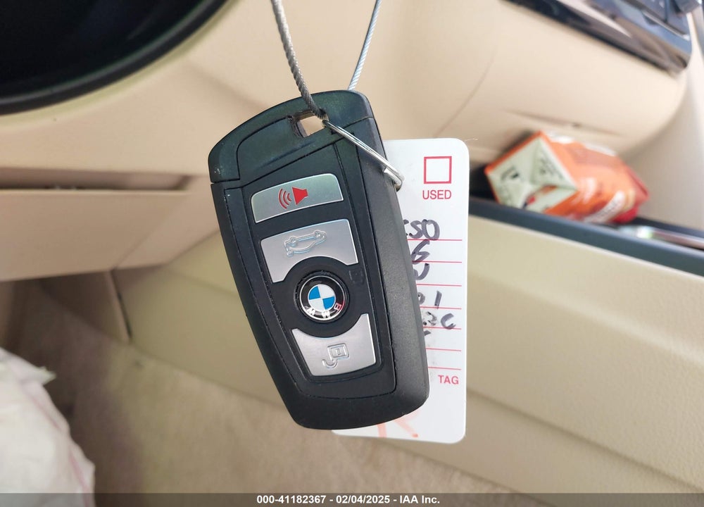 2016 BMW 320I VIN: WBA8E1G57GNU11336