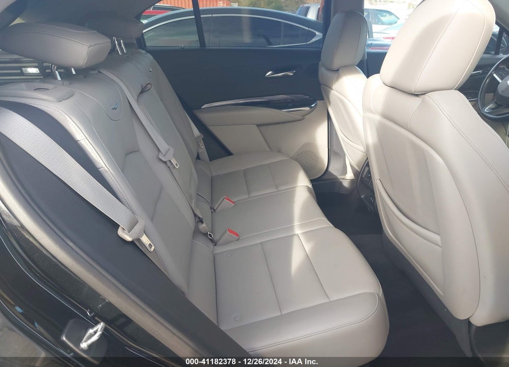 2022 CADILLAC XT4 FWD LUXURY VIN: 1GYAZAR43NF100453