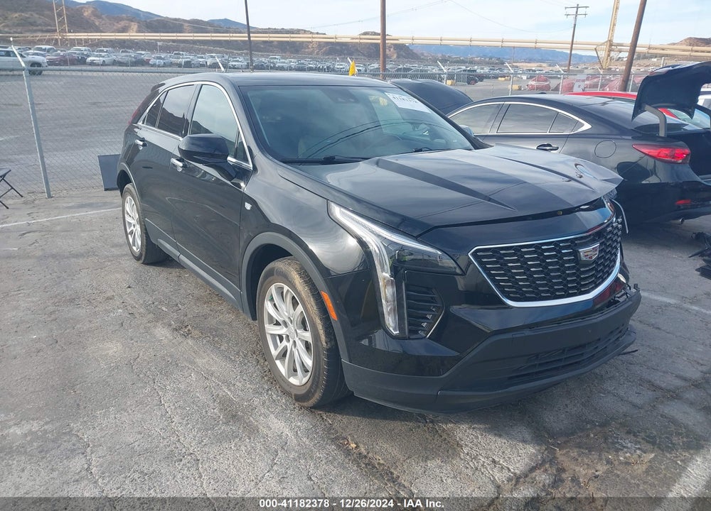 2022 CADILLAC XT4 FWD LUXURY VIN: 1GYAZAR43NF100453
