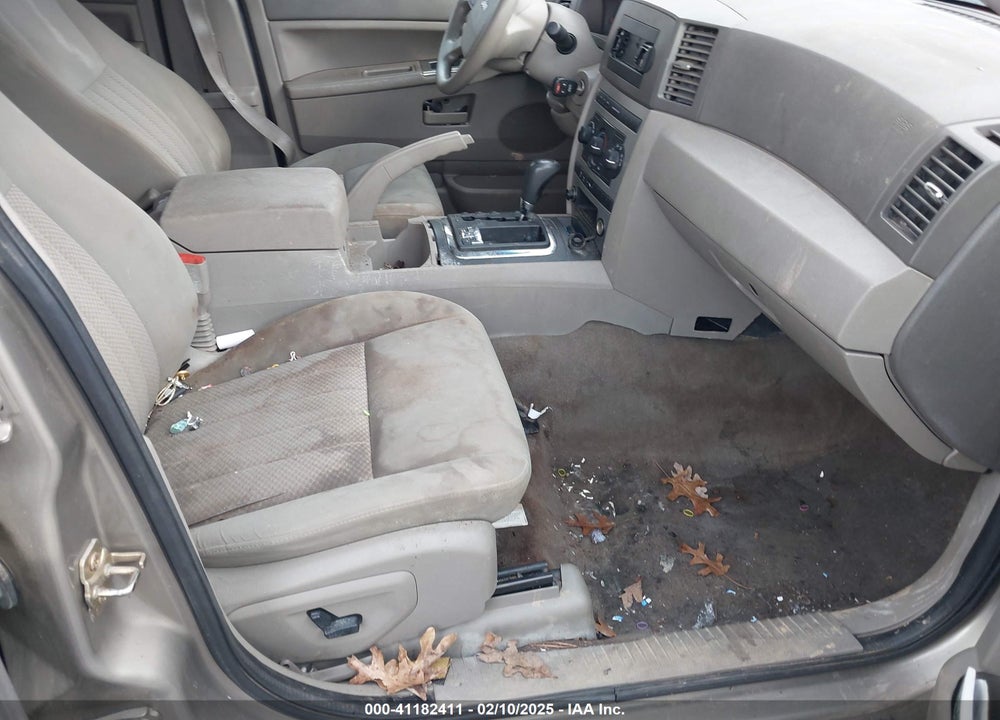 2005 JEEP GRAND CHEROKEE LAREDO VIN: 1J4HR48N35C535663