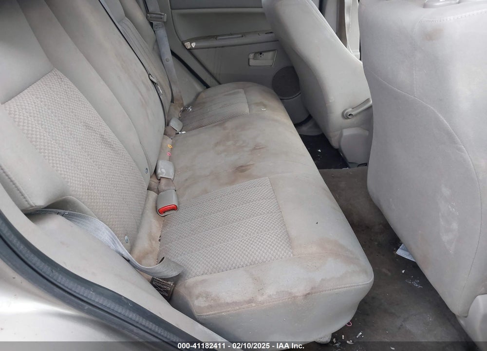 2005 JEEP GRAND CHEROKEE LAREDO VIN: 1J4HR48N35C535663