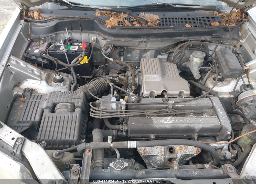 1999 HONDA CR-V LX VIN: JHLRD2841XC016931