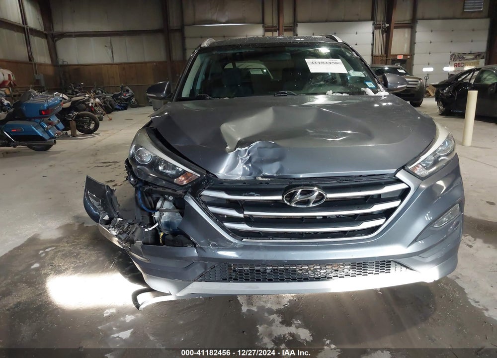2018 HYUNDAI TUCSON SPORT VIN: KM8J33ALXJU750243