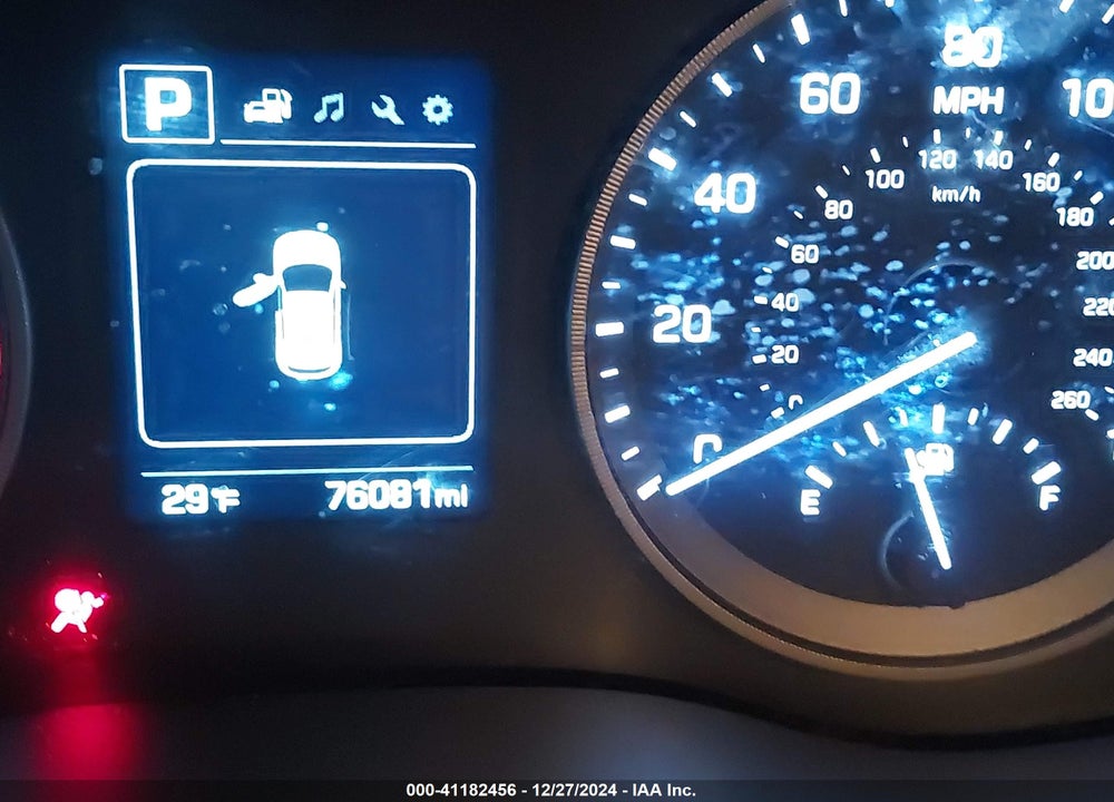 2018 HYUNDAI TUCSON SPORT VIN: KM8J33ALXJU750243