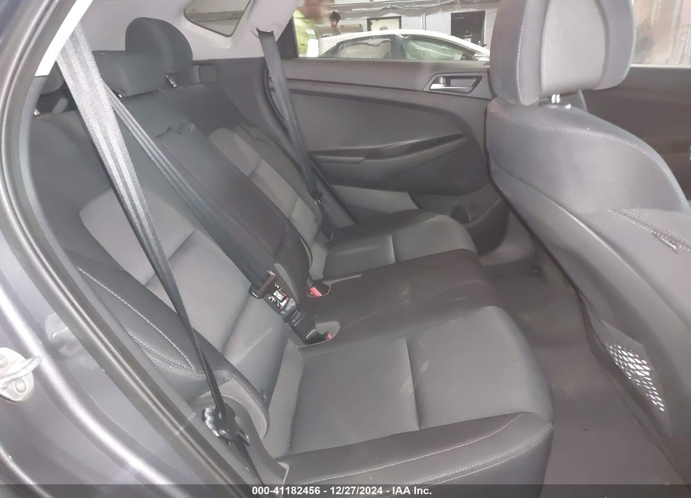 2018 HYUNDAI TUCSON SPORT VIN: KM8J33ALXJU750243