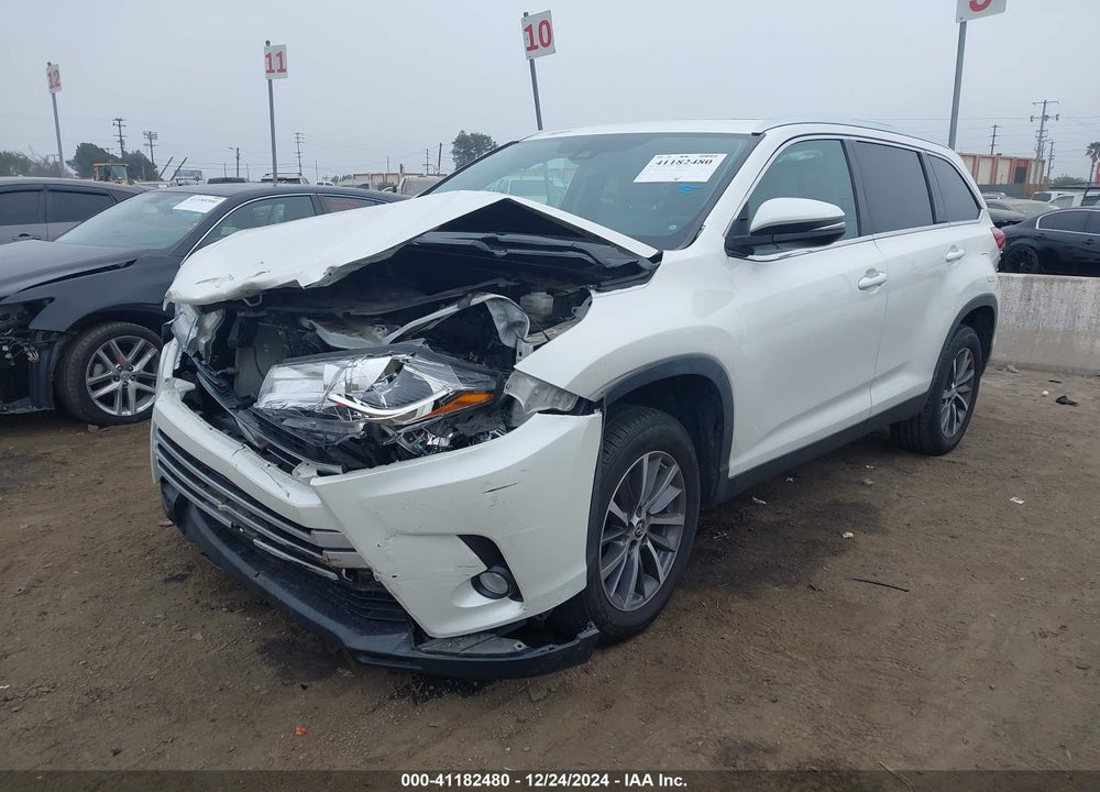 2019 TOYOTA HIGHLANDER VIN: 5TDKZRFH7KS562431