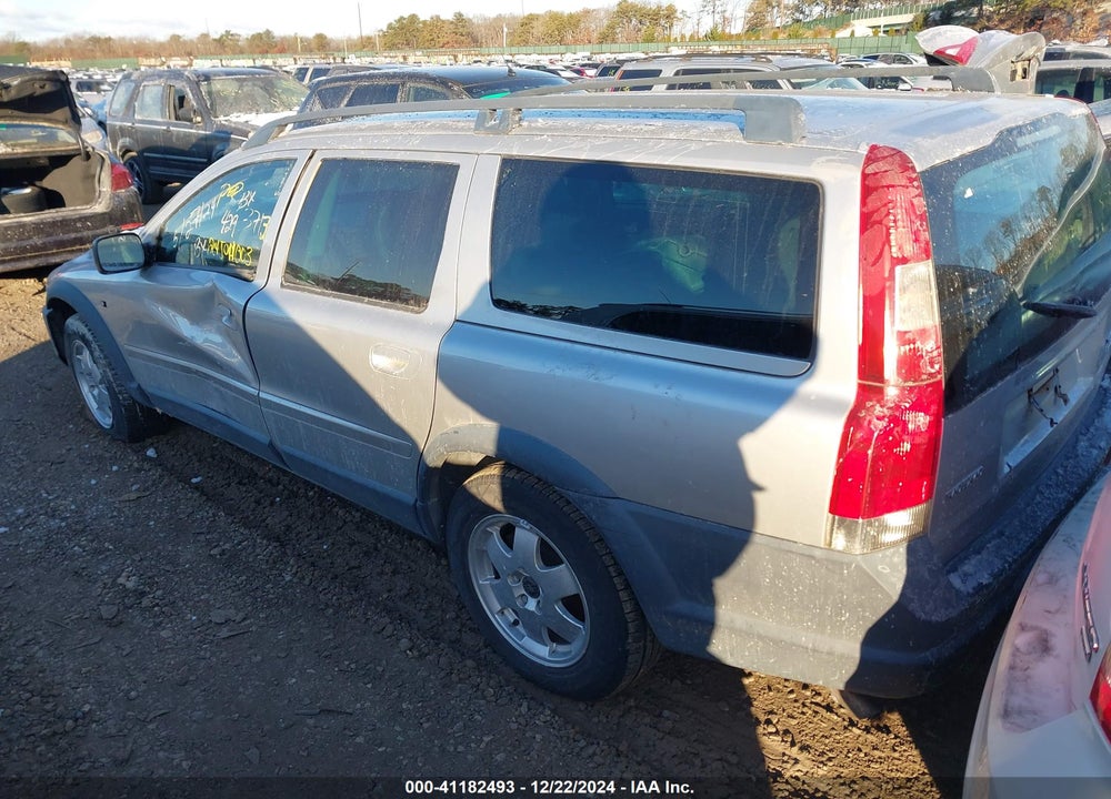 2003 VOLVO XC70 2.5T VIN: YV1SZ59H731100674