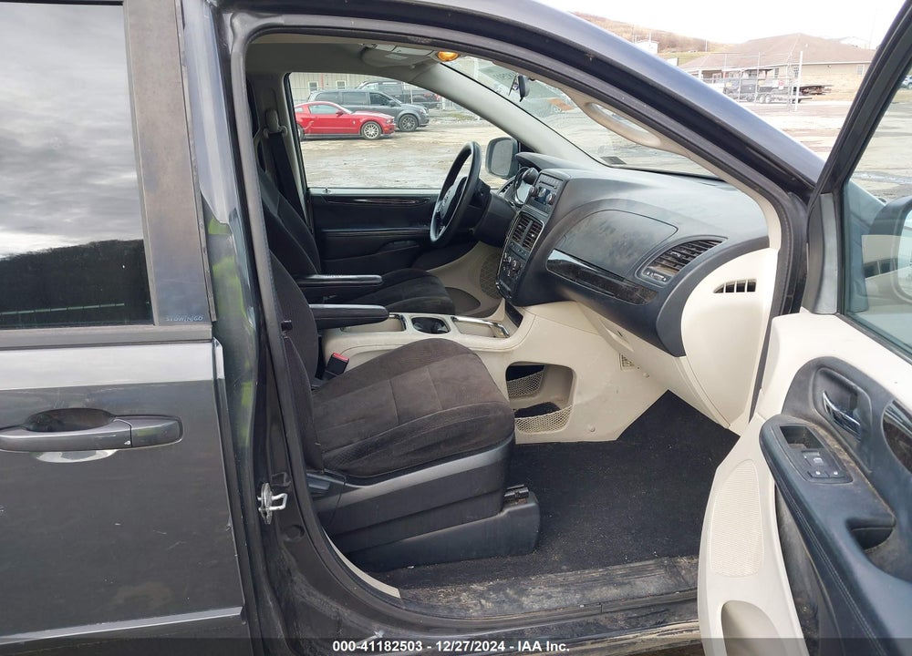 2012 DODGE GRAND CARAVAN SXT VIN: 2C4RDGCG8CR242252