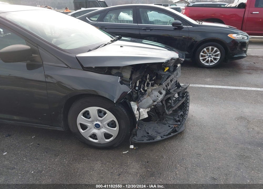 2015 FORD FOCUS VIN: 1FADP3E27FL346262