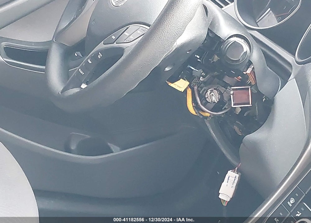 2015 HYUNDAI ELANTRA SE VIN: 5NPDH4AE3FH551045