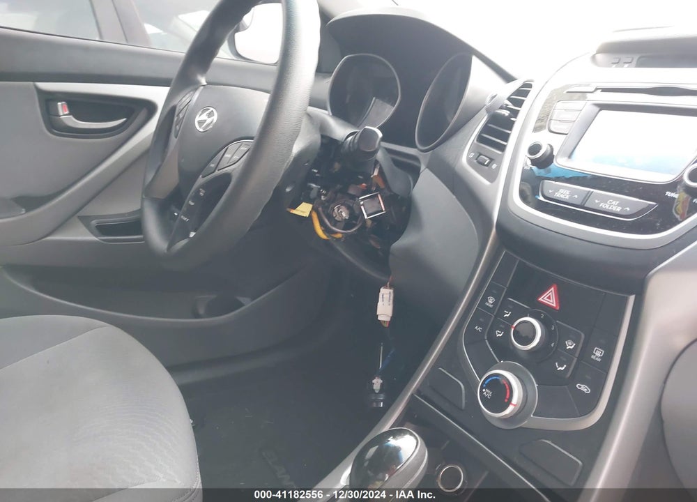 2015 HYUNDAI ELANTRA SE VIN: 5NPDH4AE3FH551045