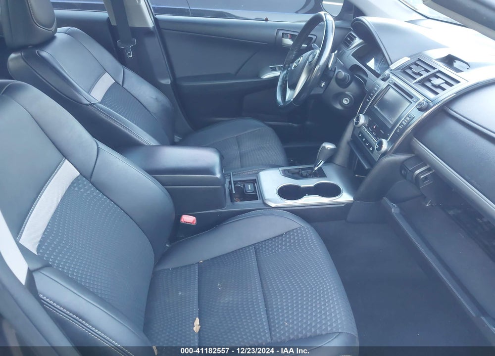 2014 TOYOTA CAMRY SE VIN: 4T1BF1FK2EU376684