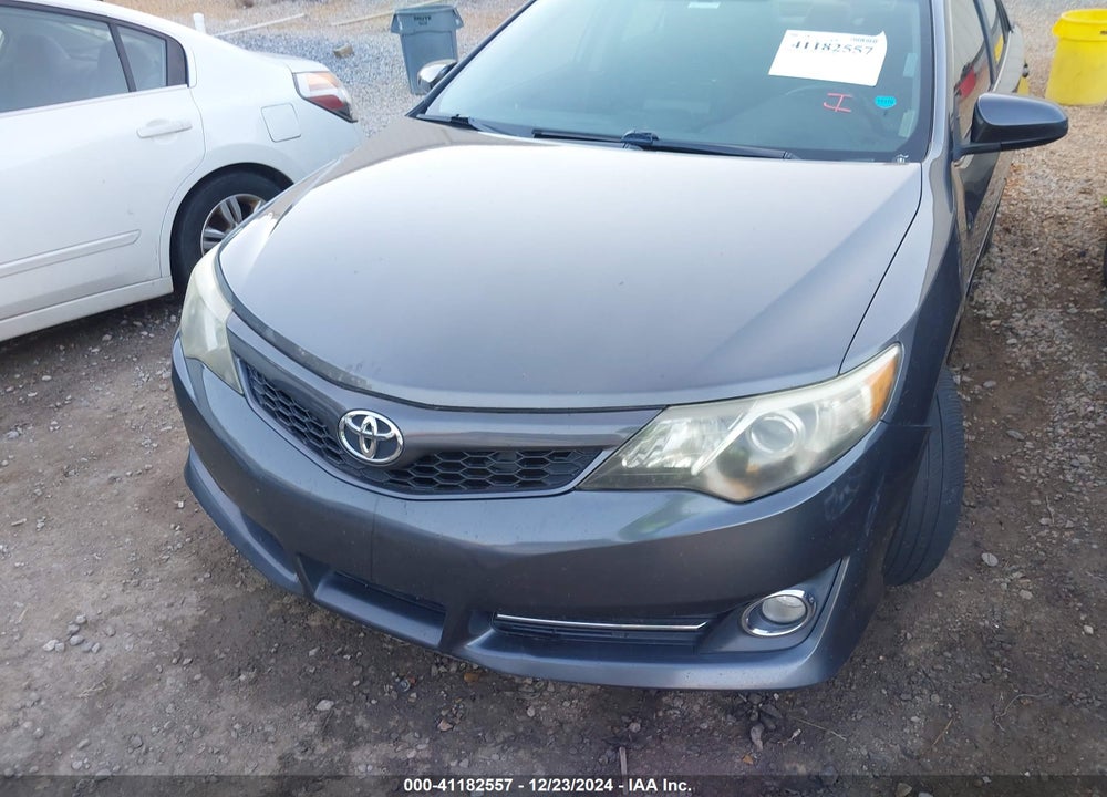 2014 TOYOTA CAMRY SE VIN: 4T1BF1FK2EU376684