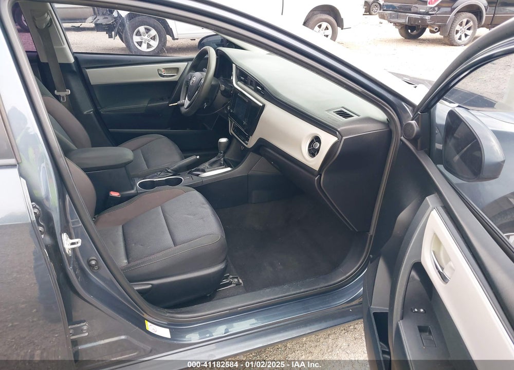 2018 TOYOTA COROLLA VIN: 2T1BURHE3JC965881