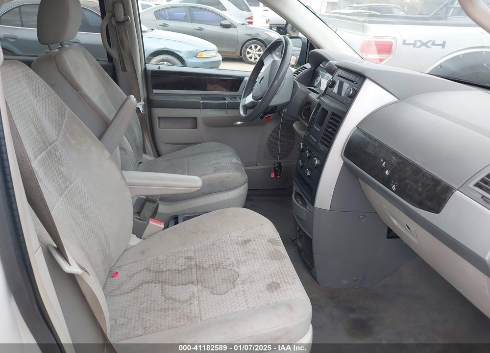 2010 DODGE GRAND CARAVAN SXT VIN: 2D4RN5D17AR211621