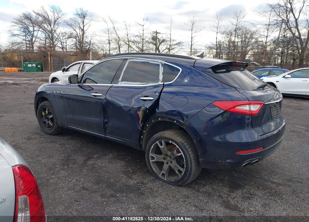 2017 MASERATI LEVANTE S VIN: ZN661YUSXHX230499