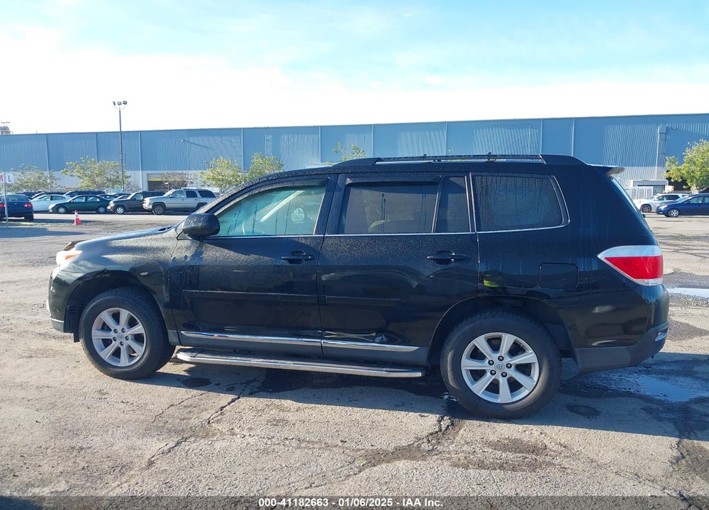 2012 TOYOTA HIGHLANDER SE VIN: 5TDBK3EH6CS130305