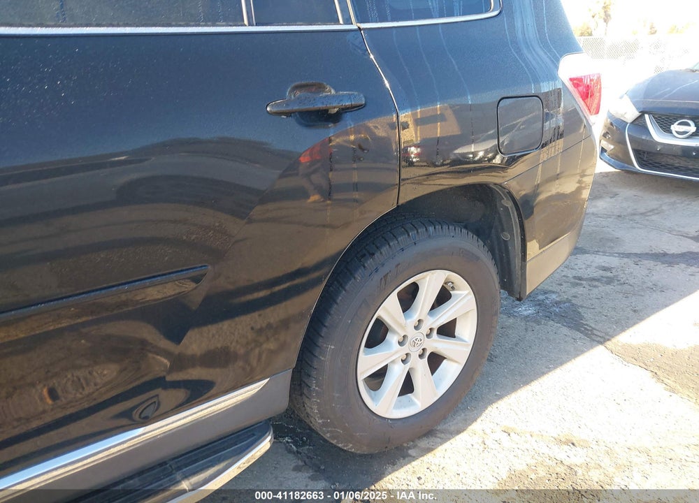 2012 TOYOTA HIGHLANDER SE VIN: 5TDBK3EH6CS130305