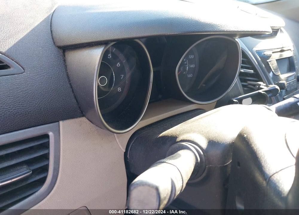 2015 HYUNDAI ELANTRA SE VIN: 5NPDH4AE8FH635782