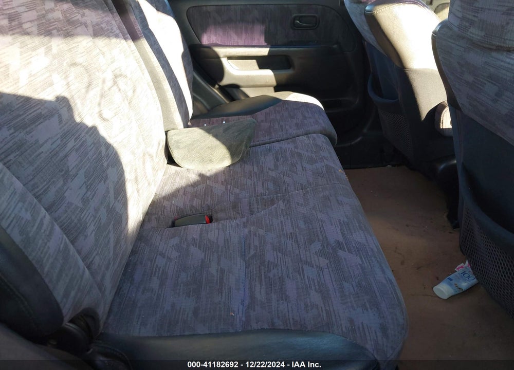 2003 HONDA CR-V LX VIN: JHLRD684X3C017609