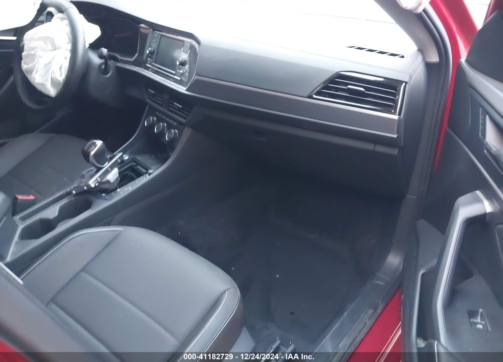 2024 VOLKSWAGEN JETTA VIN: 3VW7M7BU3RM070644