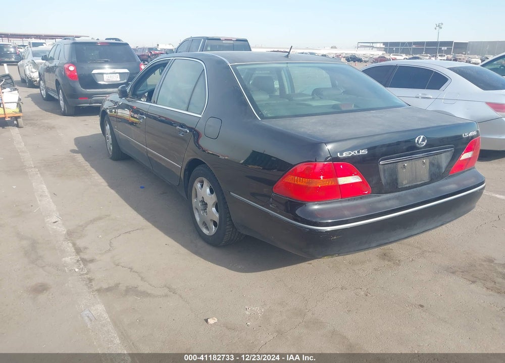 2002 LEXUS LS 430 VIN: JTHBN30F620082155