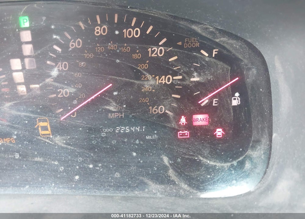 2002 LEXUS LS 430 VIN: JTHBN30F620082155