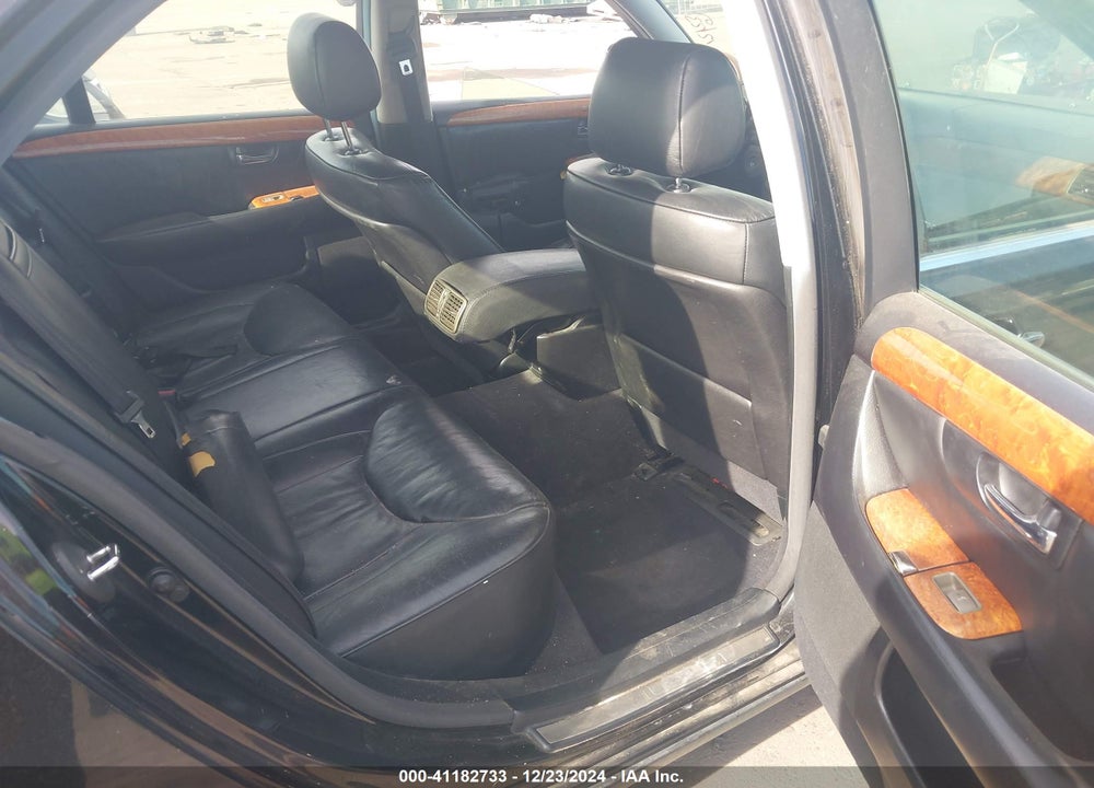 2002 LEXUS LS 430 VIN: JTHBN30F620082155