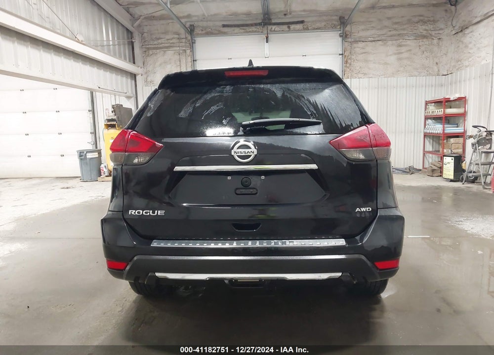 2018 NISSAN ROGUE S VIN: 5N1AT2MVXJC842613