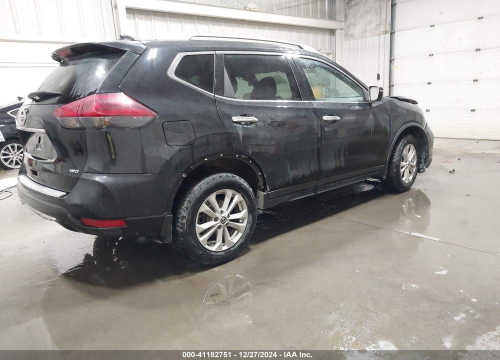 2018 NISSAN ROGUE S VIN: 5N1AT2MVXJC842613