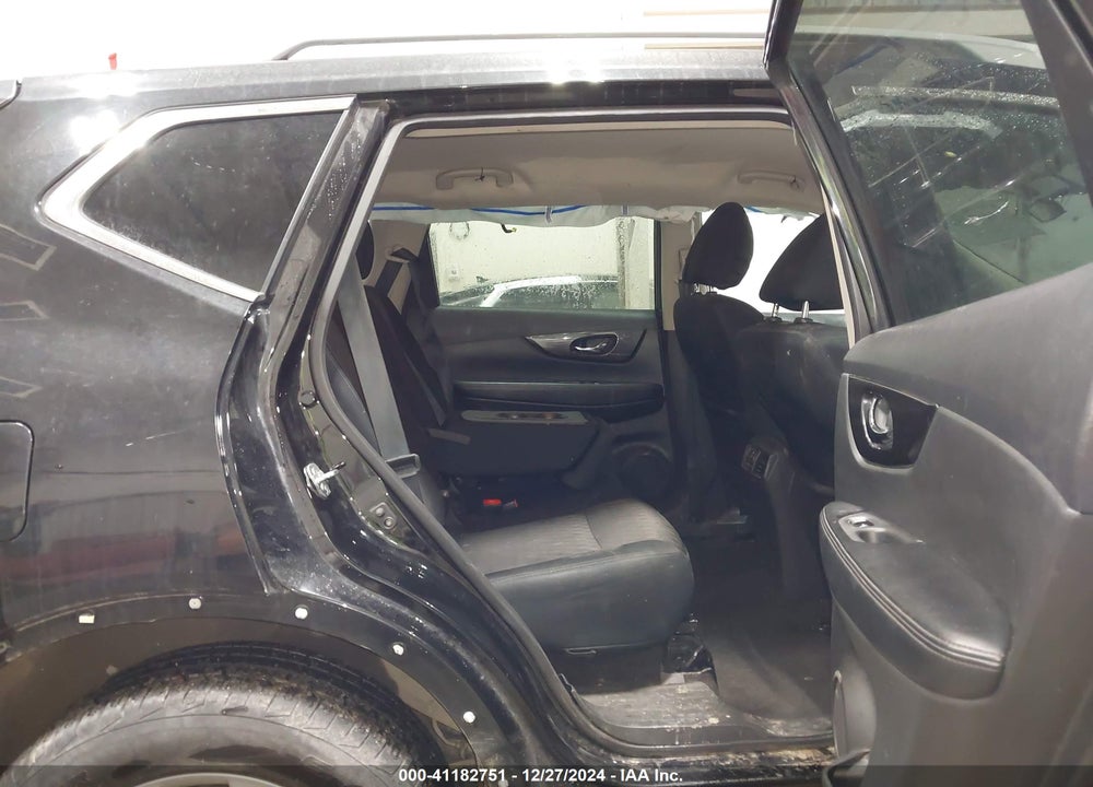 2018 NISSAN ROGUE S VIN: 5N1AT2MVXJC842613