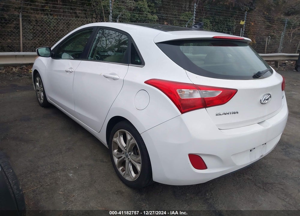 2013 HYUNDAI ELANTRA GT VIN: KMHD35LE4DU132167