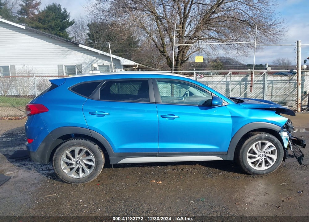 2017 HYUNDAI TUCSON SE VIN: KM8J3CA49HU414036