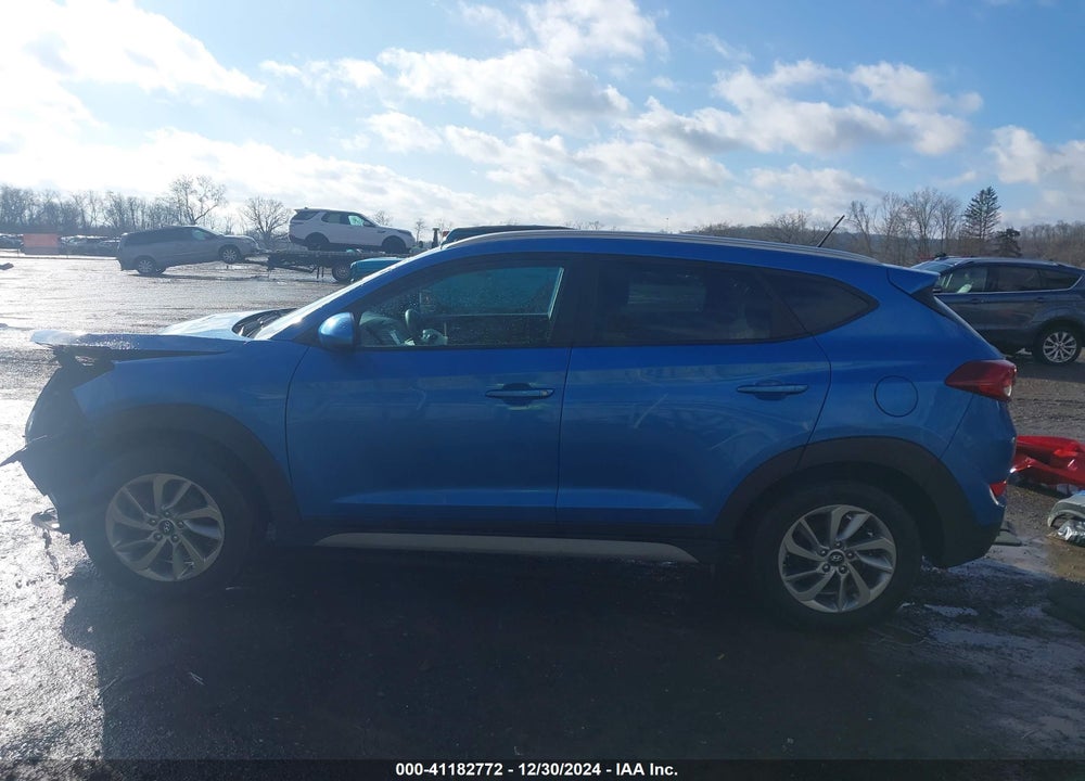 2017 HYUNDAI TUCSON SE VIN: KM8J3CA49HU414036