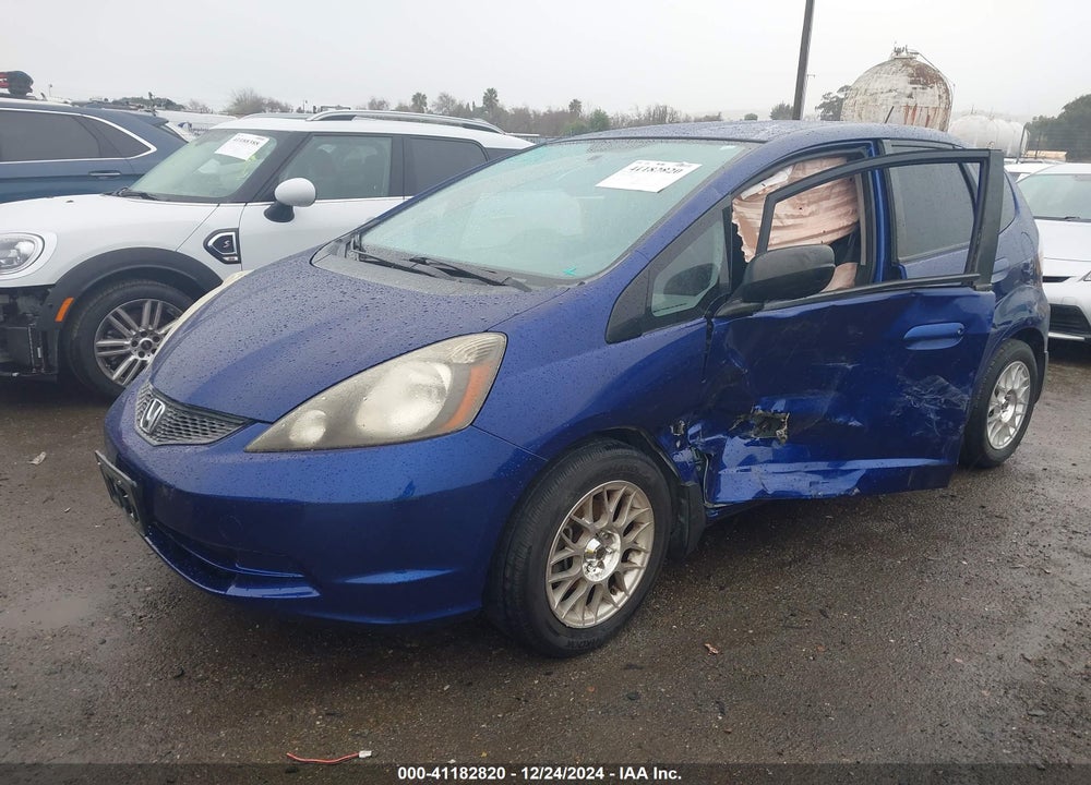 2010 HONDA FIT VIN: JHMGE8H26AS000562