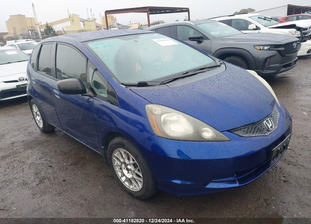 2010 HONDA FIT VIN: JHMGE8H26AS000562