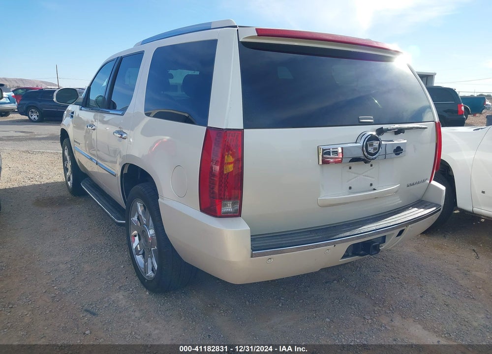 2007 CADILLAC ESCALADE VIN: 1GYEC638X7R424898