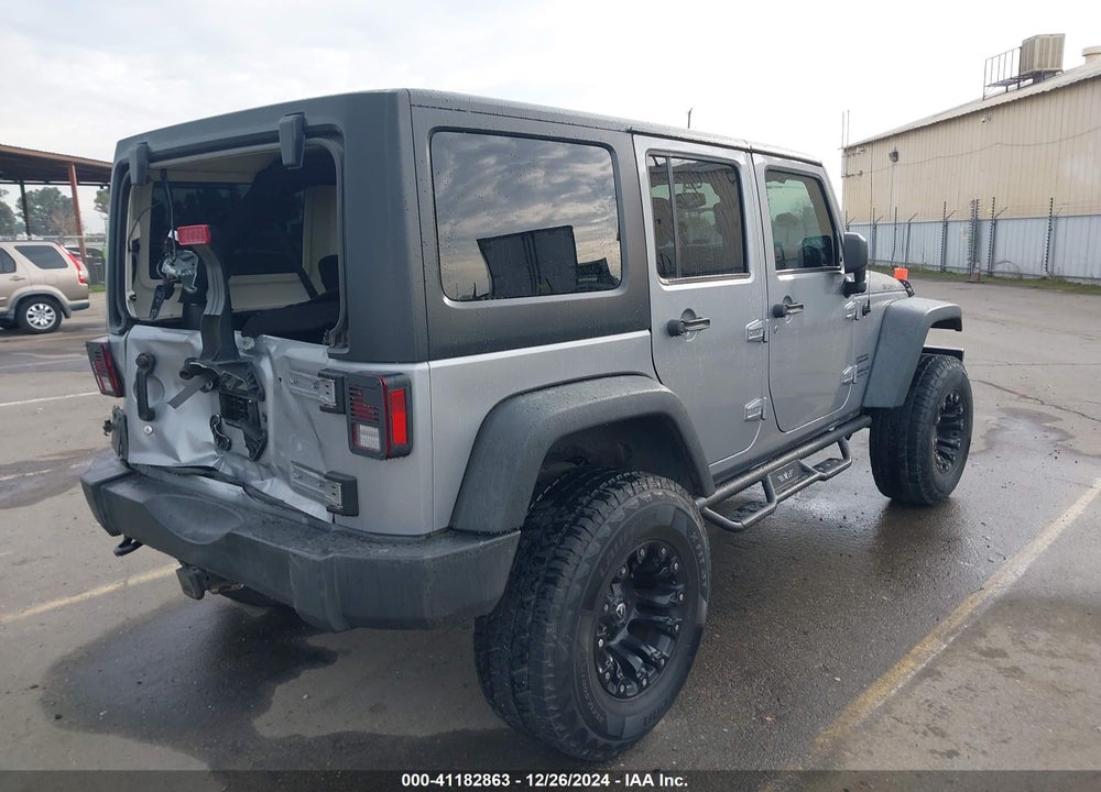 2015 JEEP WRANGLER UNLIMITED SPORT VIN: 1C4BJWDG4FL557193