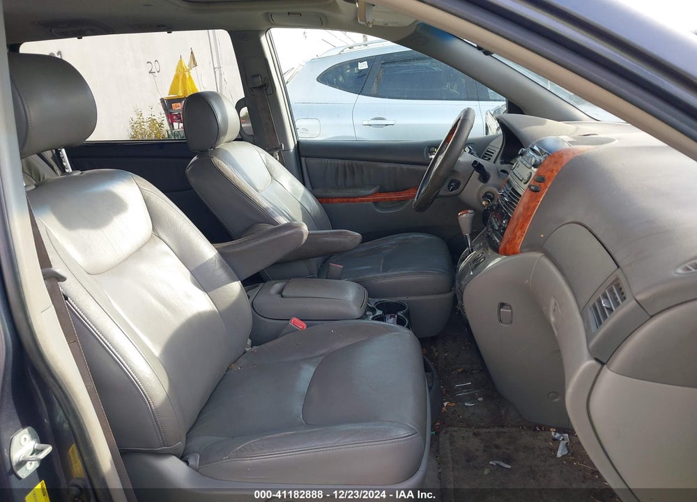 2006 TOYOTA SIENNA VIN: 5TDZA22C56S446867