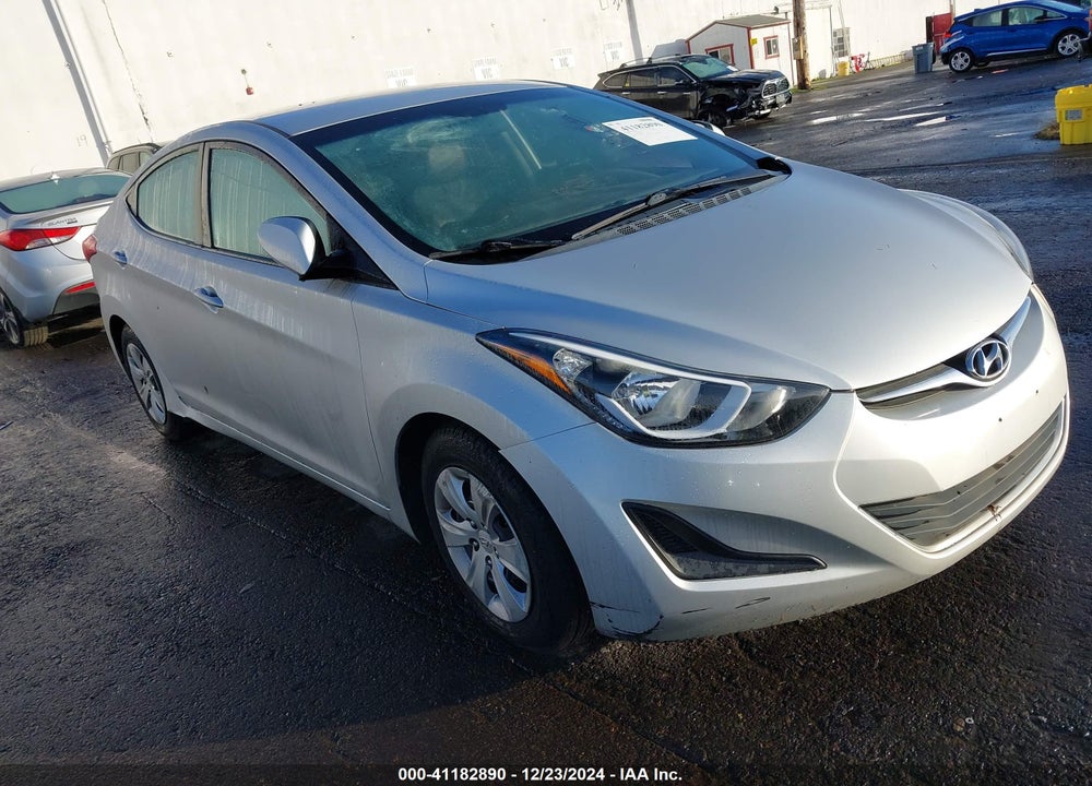 2016 HYUNDAI ELANTRA SE VIN: 5NPDH4AE7GH715477