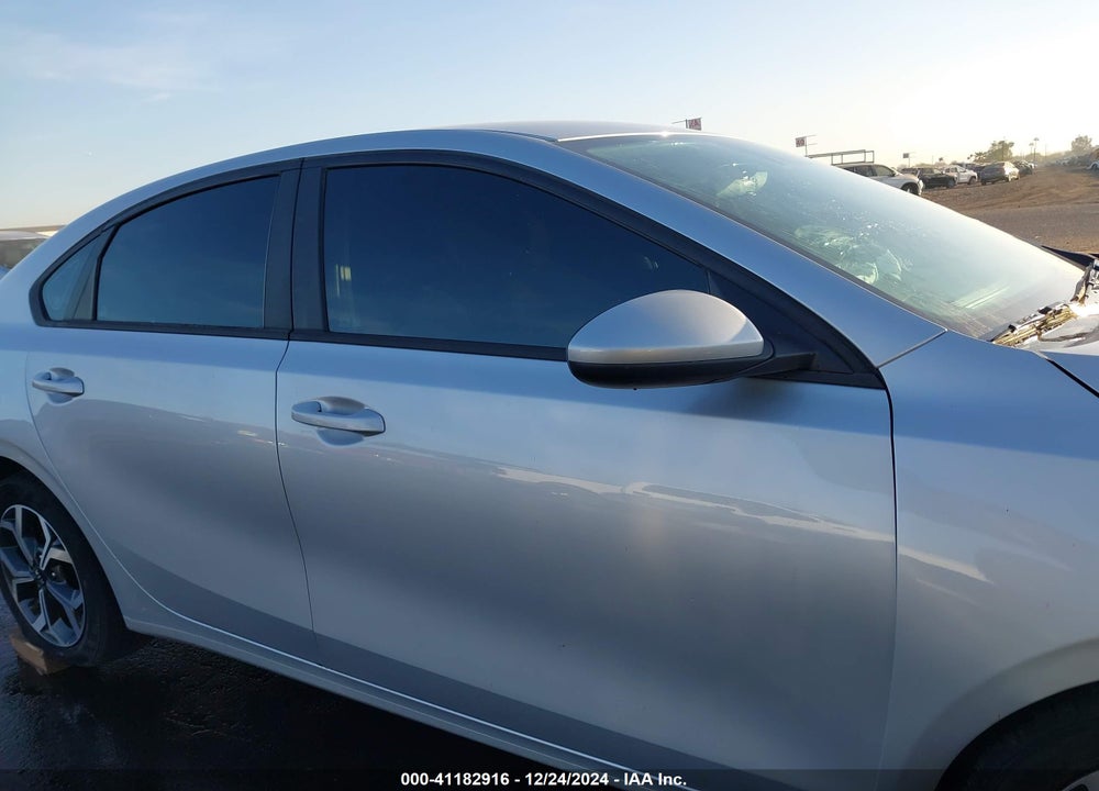 2021 KIA FORTE VIN: 3KPF24AD7ME334469