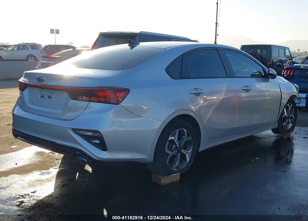 2021 KIA FORTE VIN: 3KPF24AD7ME334469